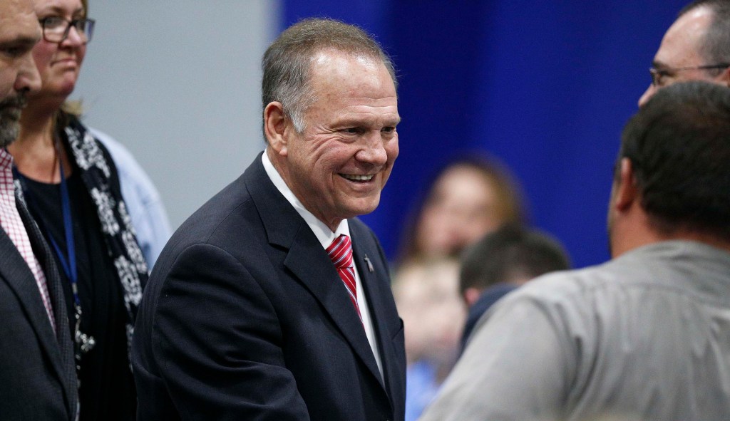 Shelby County Republicans unanimously pass resolution supporting Roy Moore