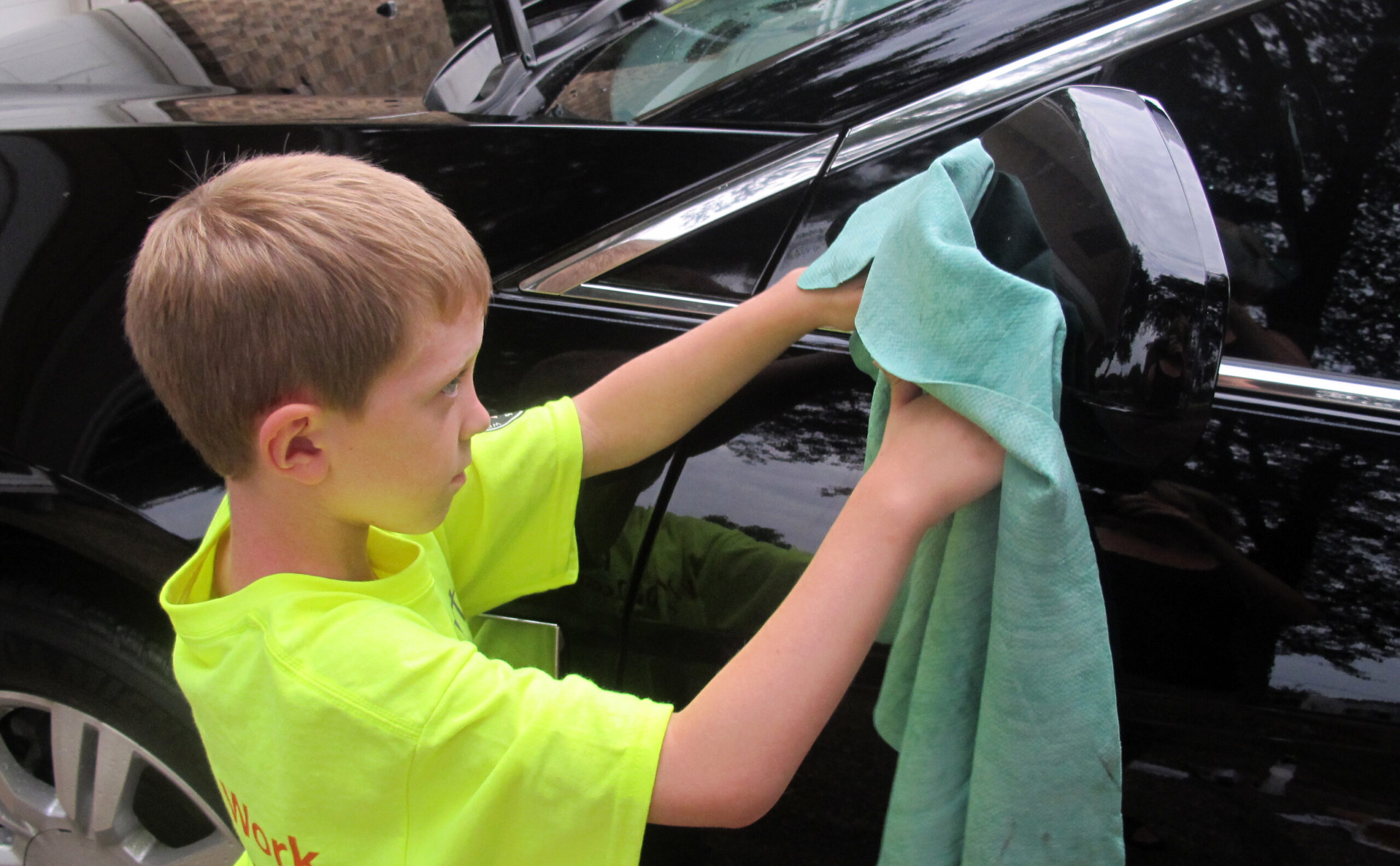 Family’s summer travel teaches hard work, service