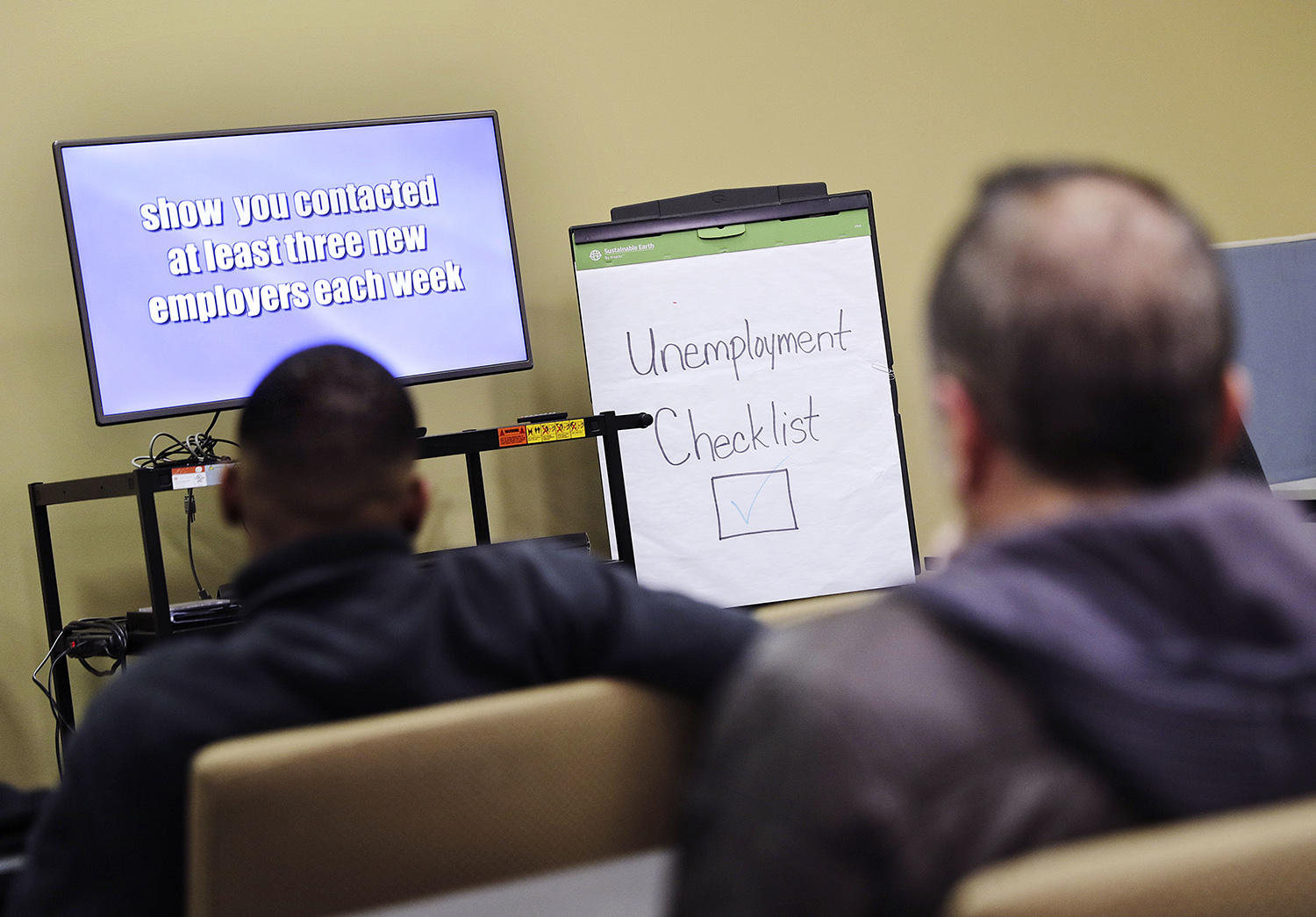 Jobless claims rise to 277,000, ending falling streak