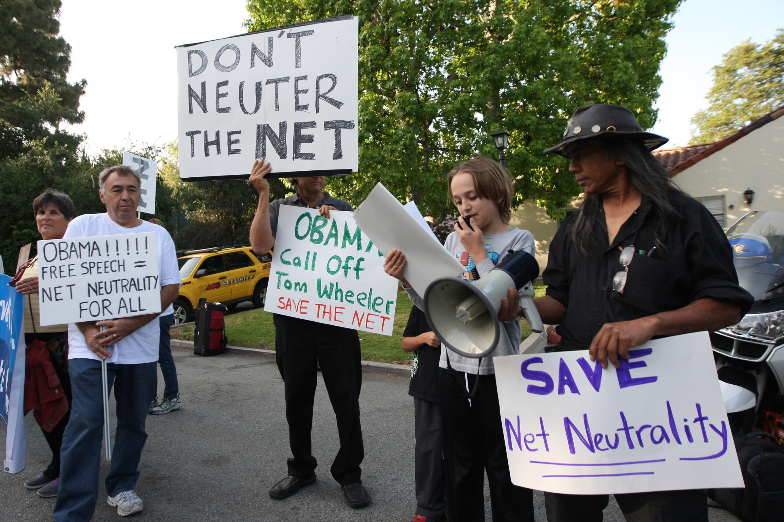 Republicans unveil Internet bill to counter Obama’s net neutrality proposal