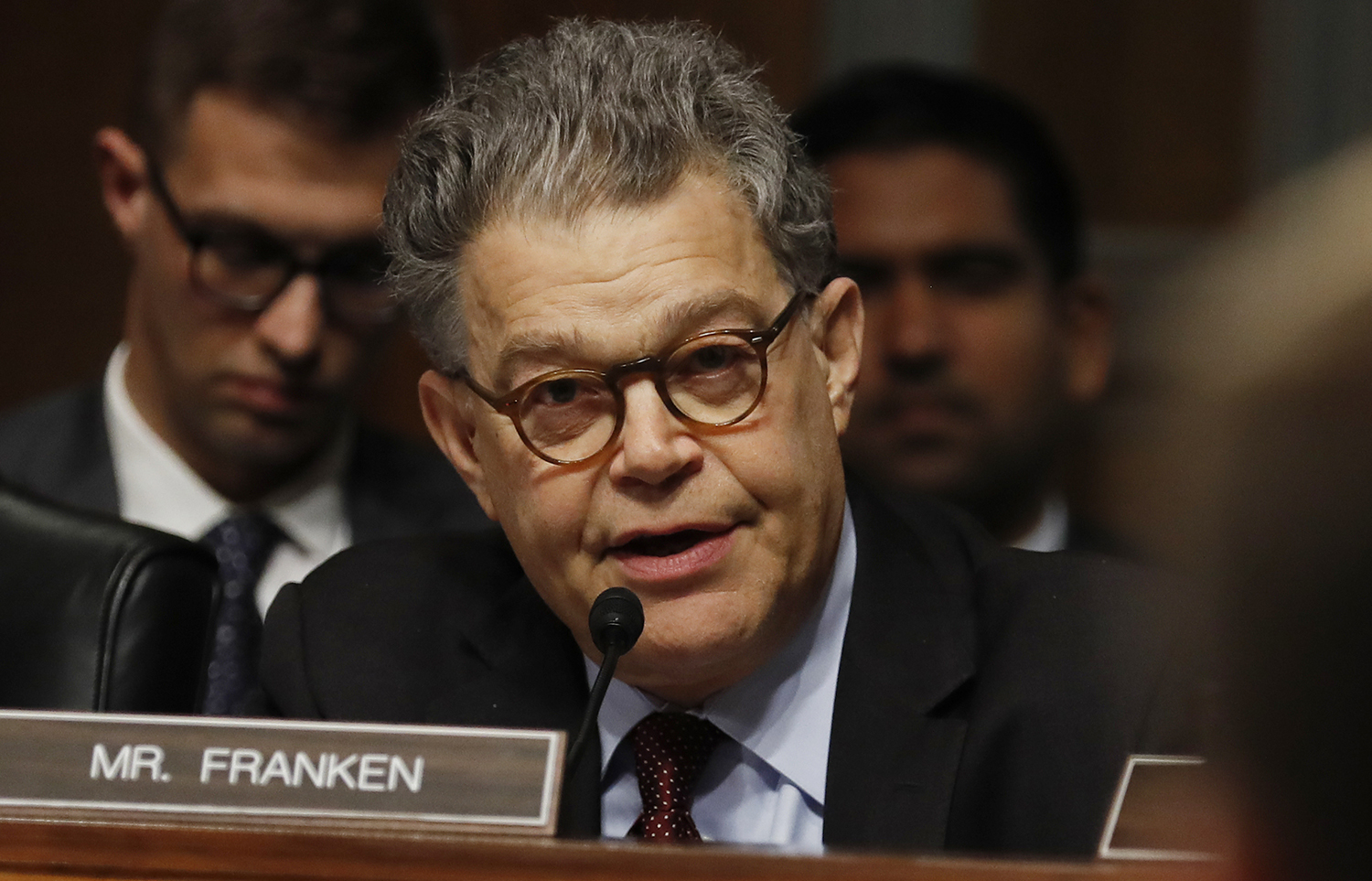 Al Franken pushes FBI to investigate Trump’s finances