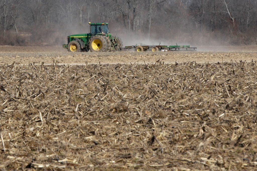 Senate sends farm bill to Obama