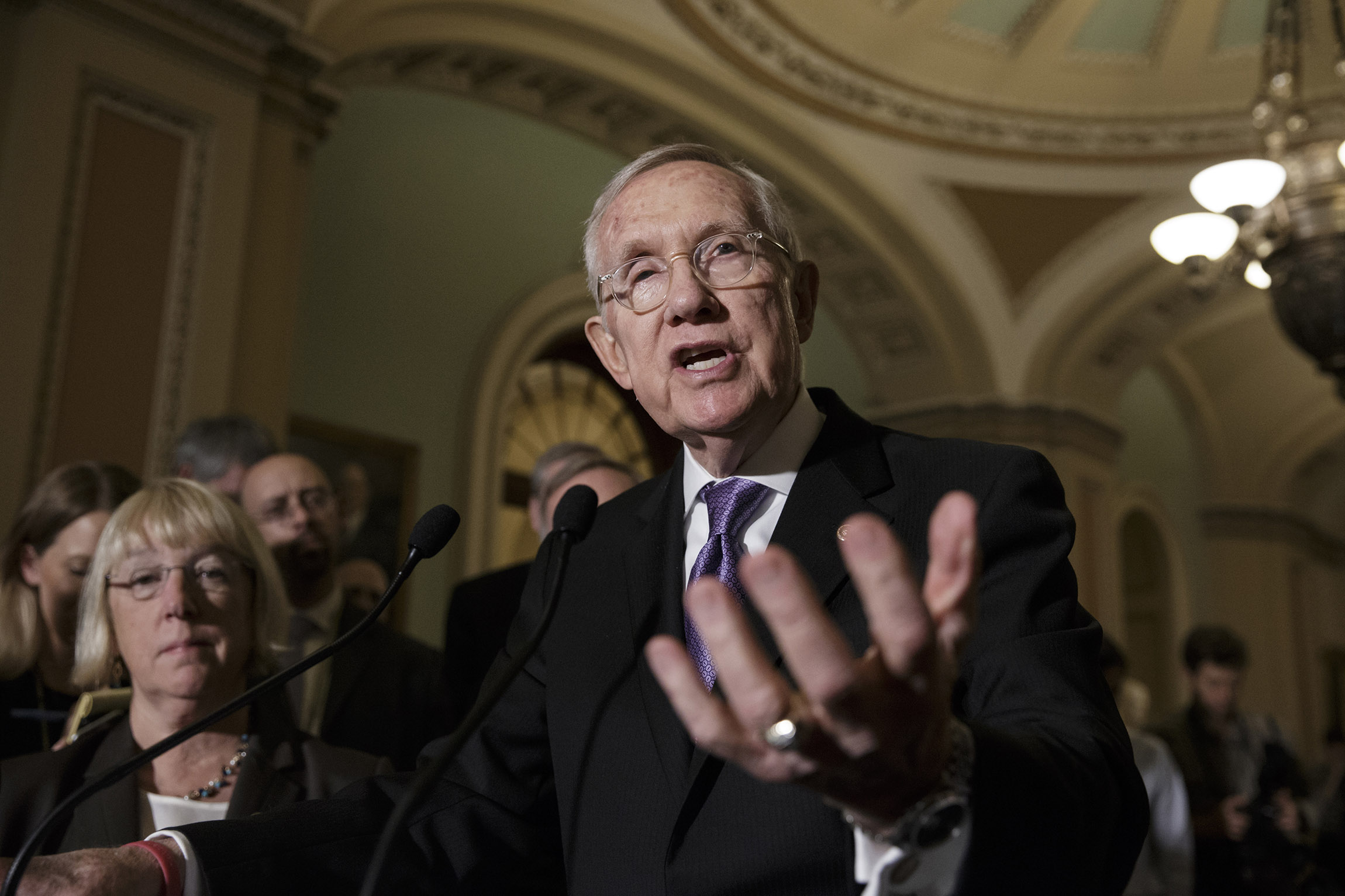 Reid: Public should sue Rubio for Senate pay