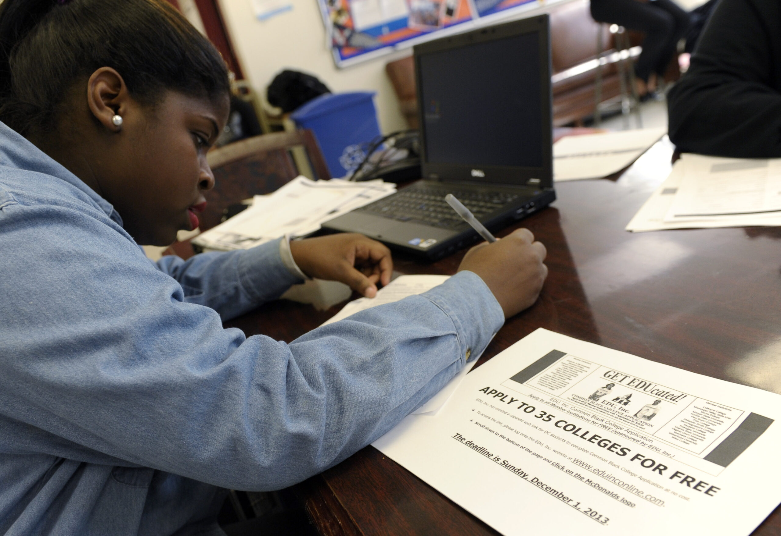 New study: College applicants prefer schools with lots of same-race students