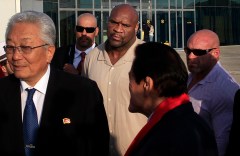 Japanese lawmaker, ex-NFL lineman in North Korea