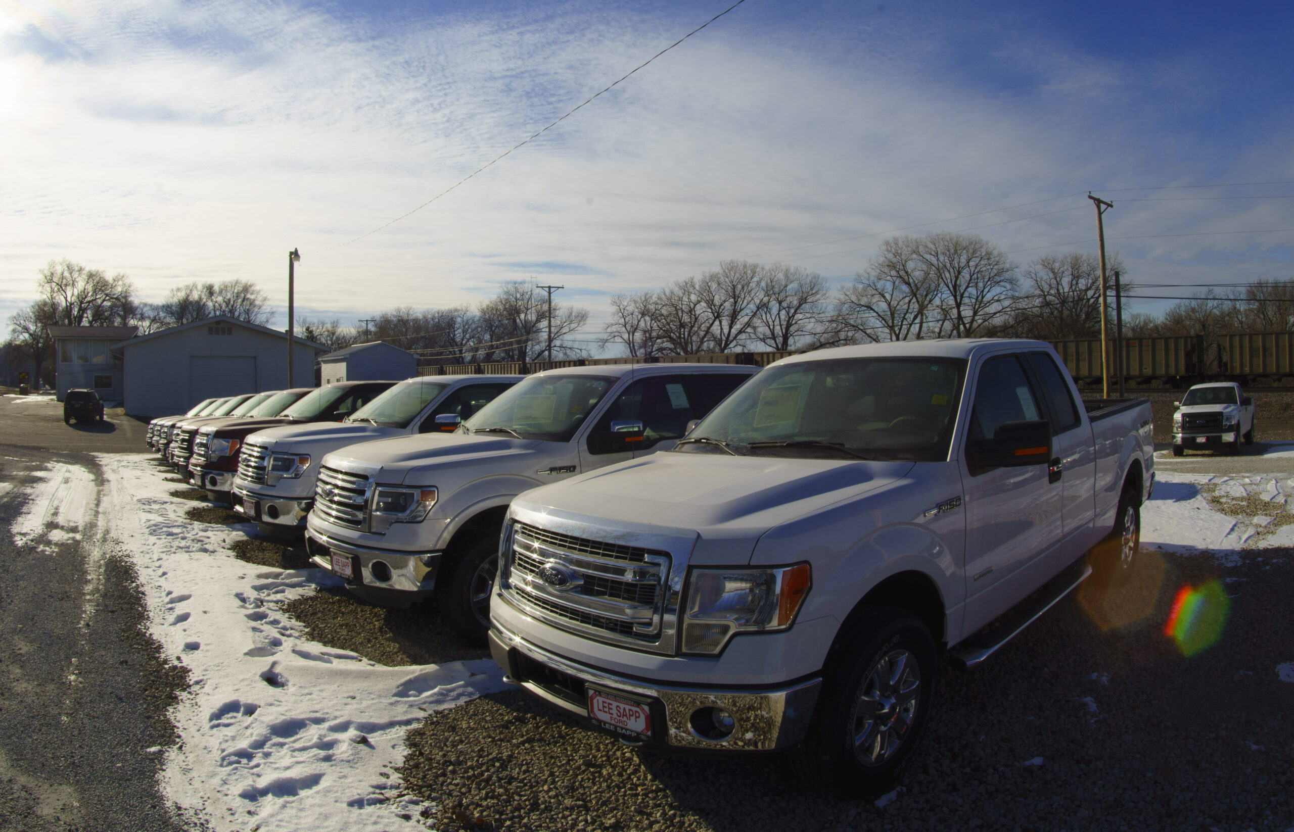 Automakers pass EPA’s emissions standards