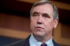 Merkley becomes first senator to endorse Bernie Sanders
