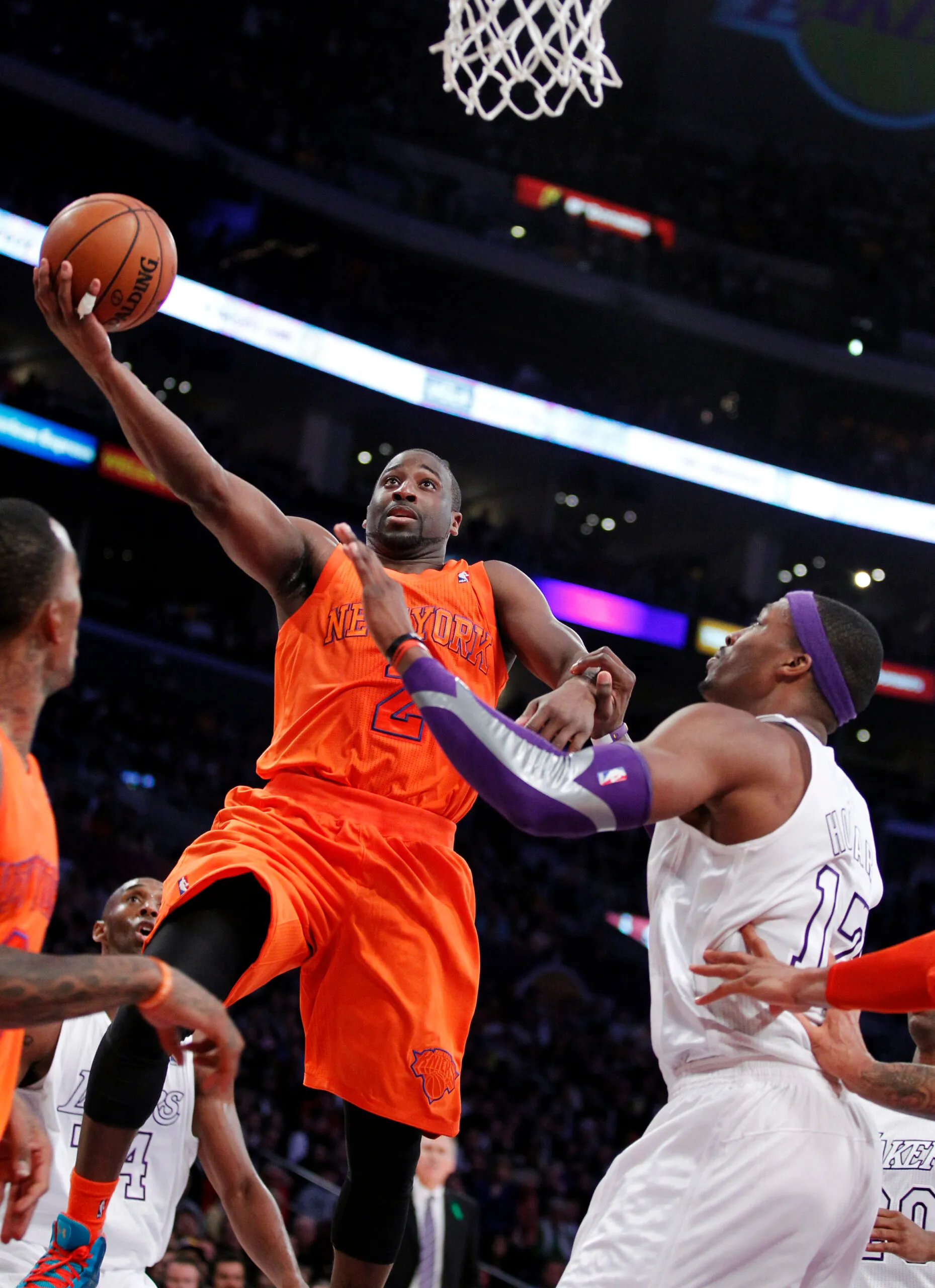 Felton won’t need surgery on injured finger