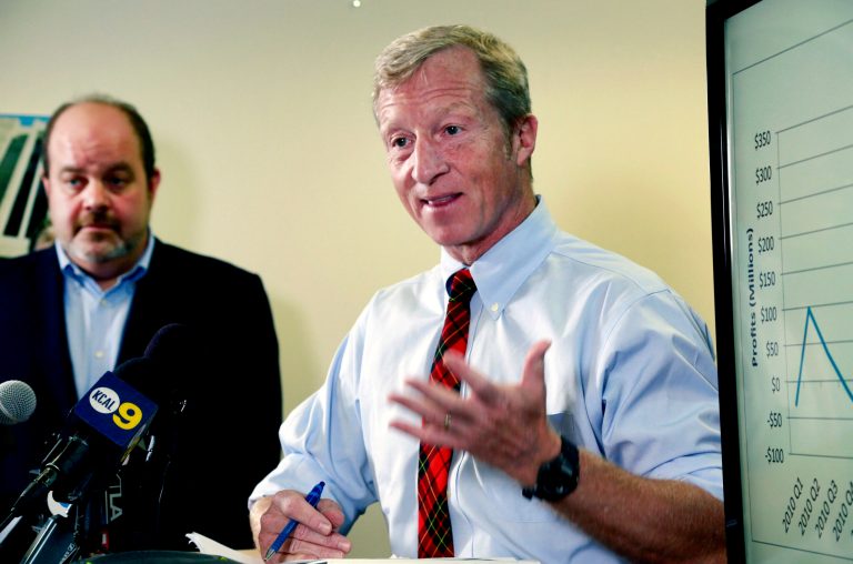 Billionaire climate activist Tom Steyer, right,Â will address the group Thursday at a meeting at the Mandarin Oriental Hotel.Â (AP Photo/Nick Ut, File)