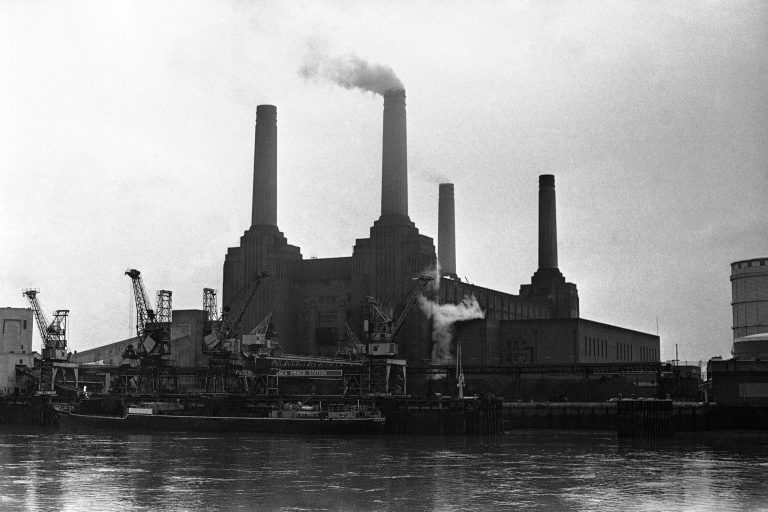 Federal judges ruled in favor of the EPA's costly pollutant rules for coal-fired power plants on Tuesday. (AP Photo/Laurence Harris)