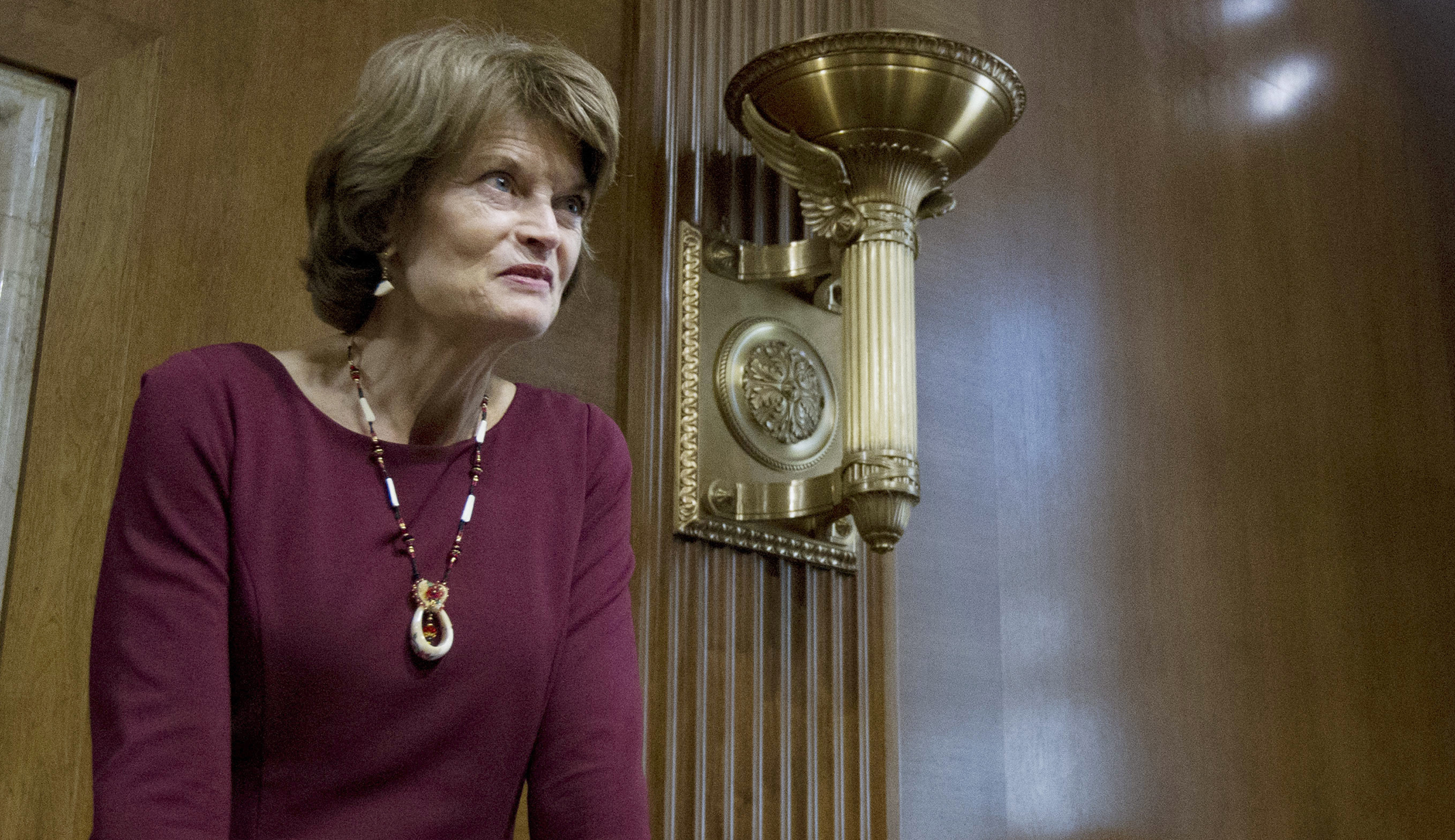 Lisa Murkowski looks to move soon on Trump’s new national park chief