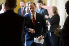 Toomey to oppose trade deal