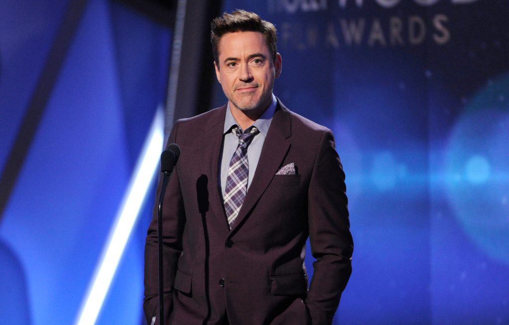 Robert Downey Jr. defends wearing blackface in Tropic Thunder