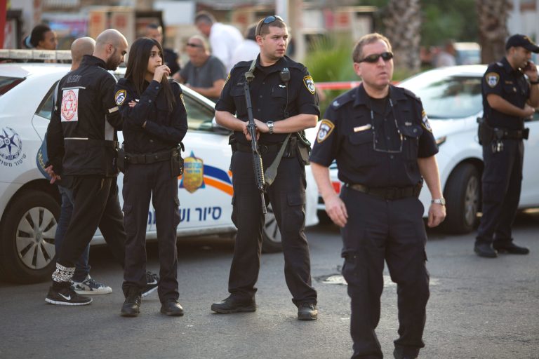 Tel Aviv shooting leaves 2 dead, at least 7 injured