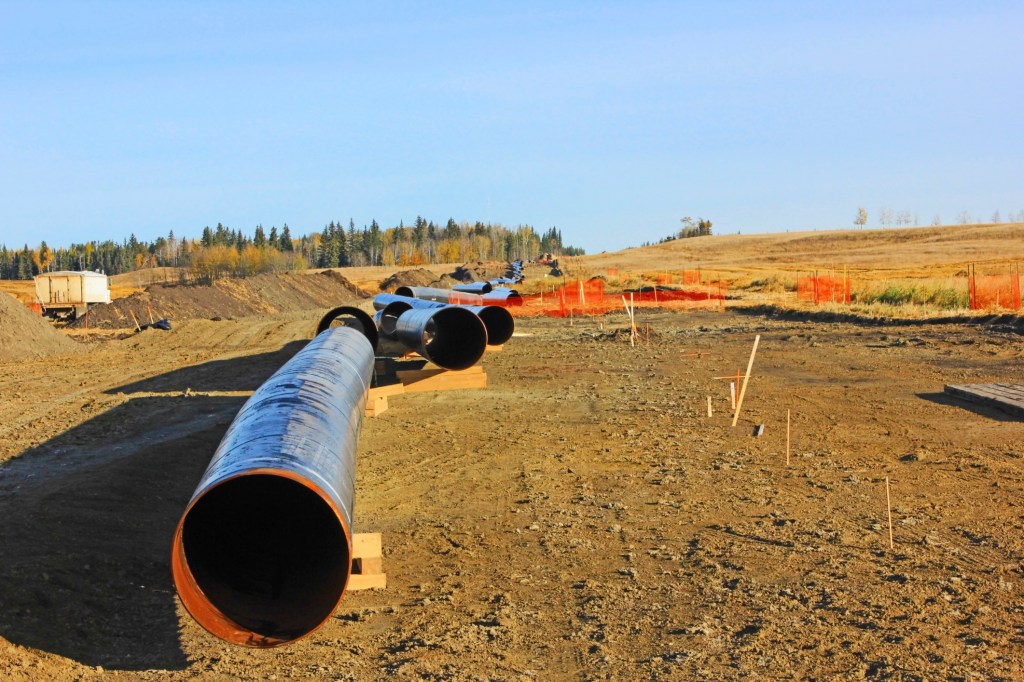 Pipelines get spotlight as natural gas prices rise