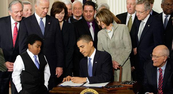 Appeals Court strikes down Obamacare mandate