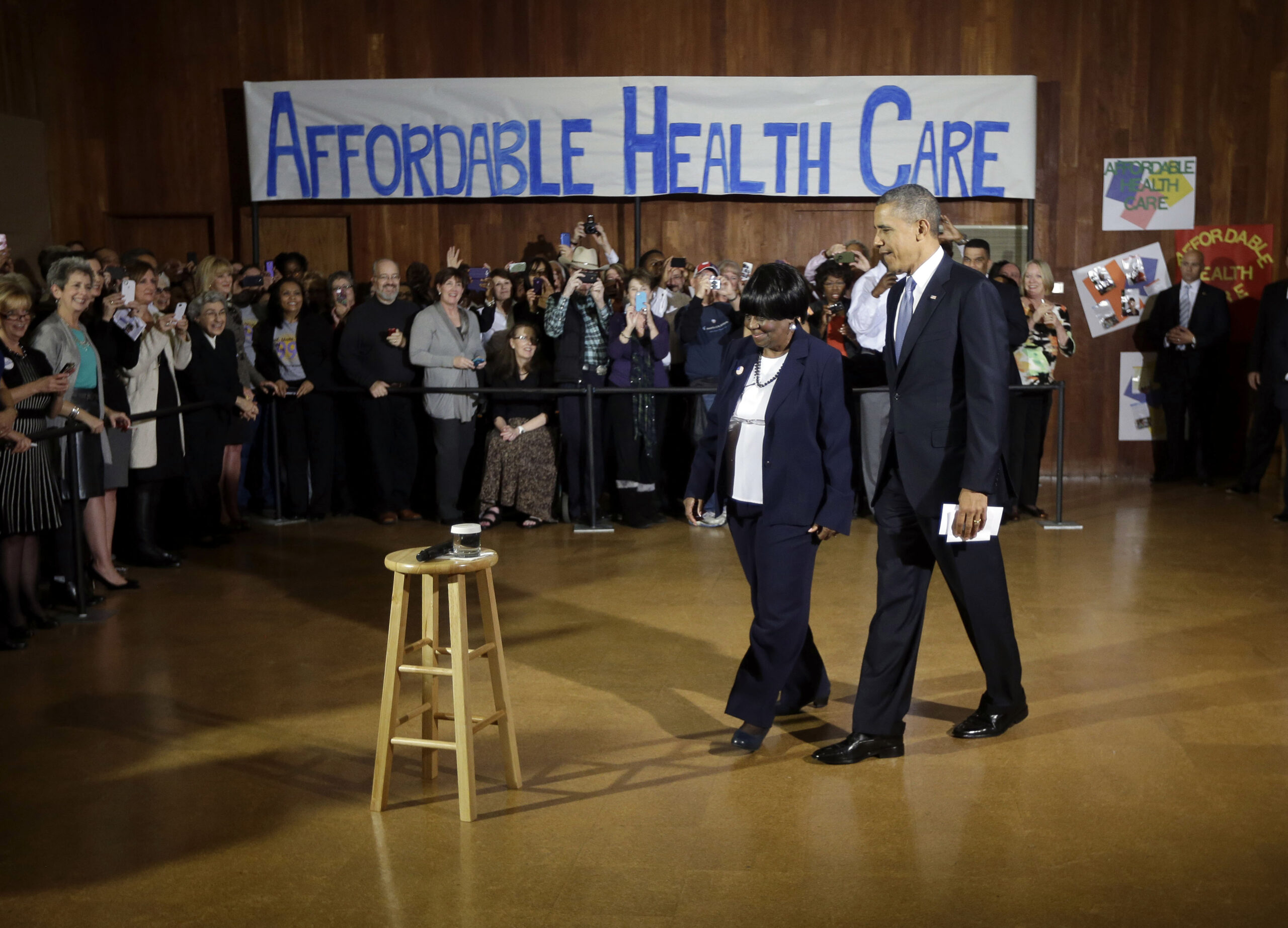 Obama takes veiled shot at Ted Cruz, presses Texas to expand Medicaid