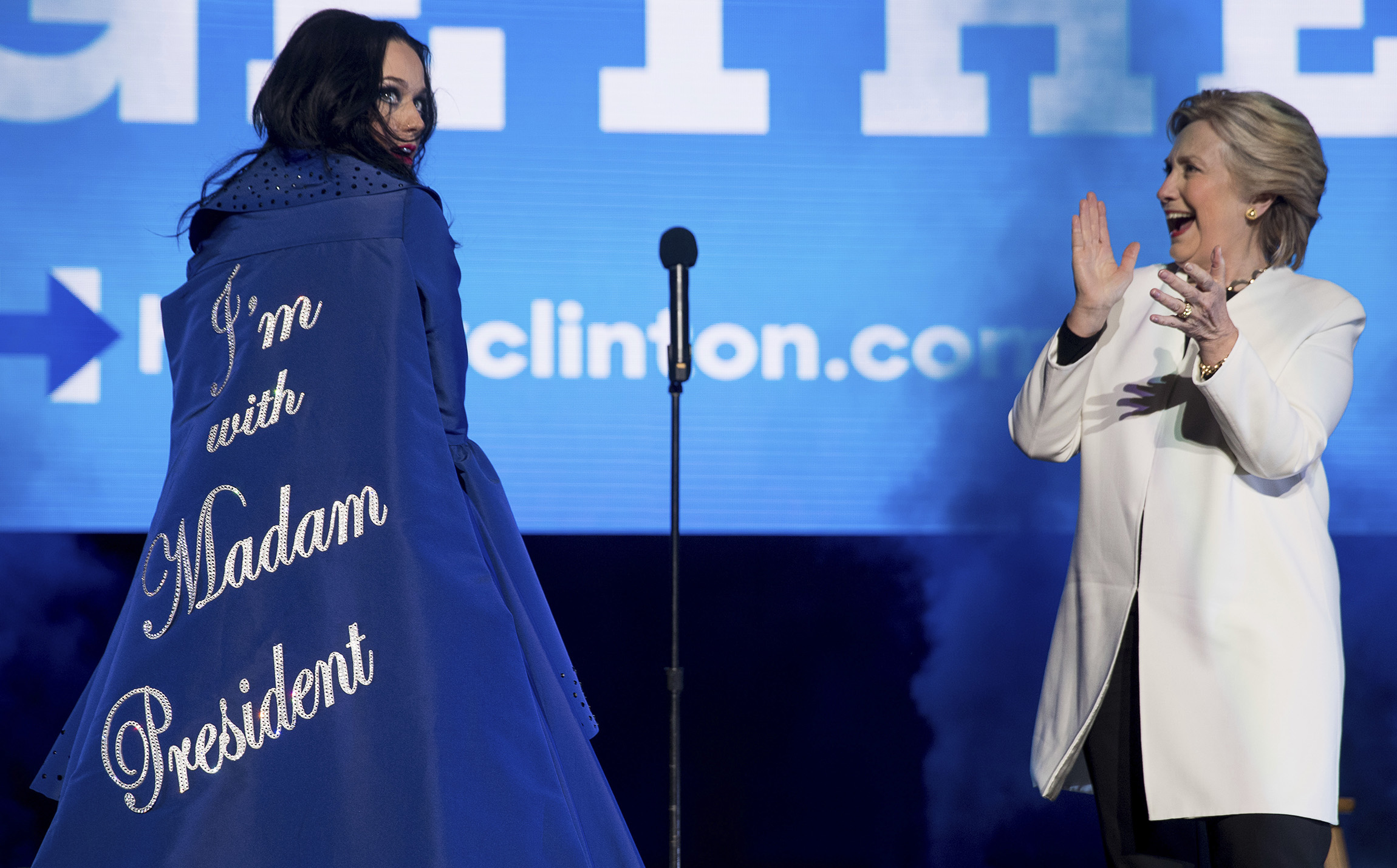 ‘We have no excuse’: Katy Perry rallies for Clinton in Philadelphia