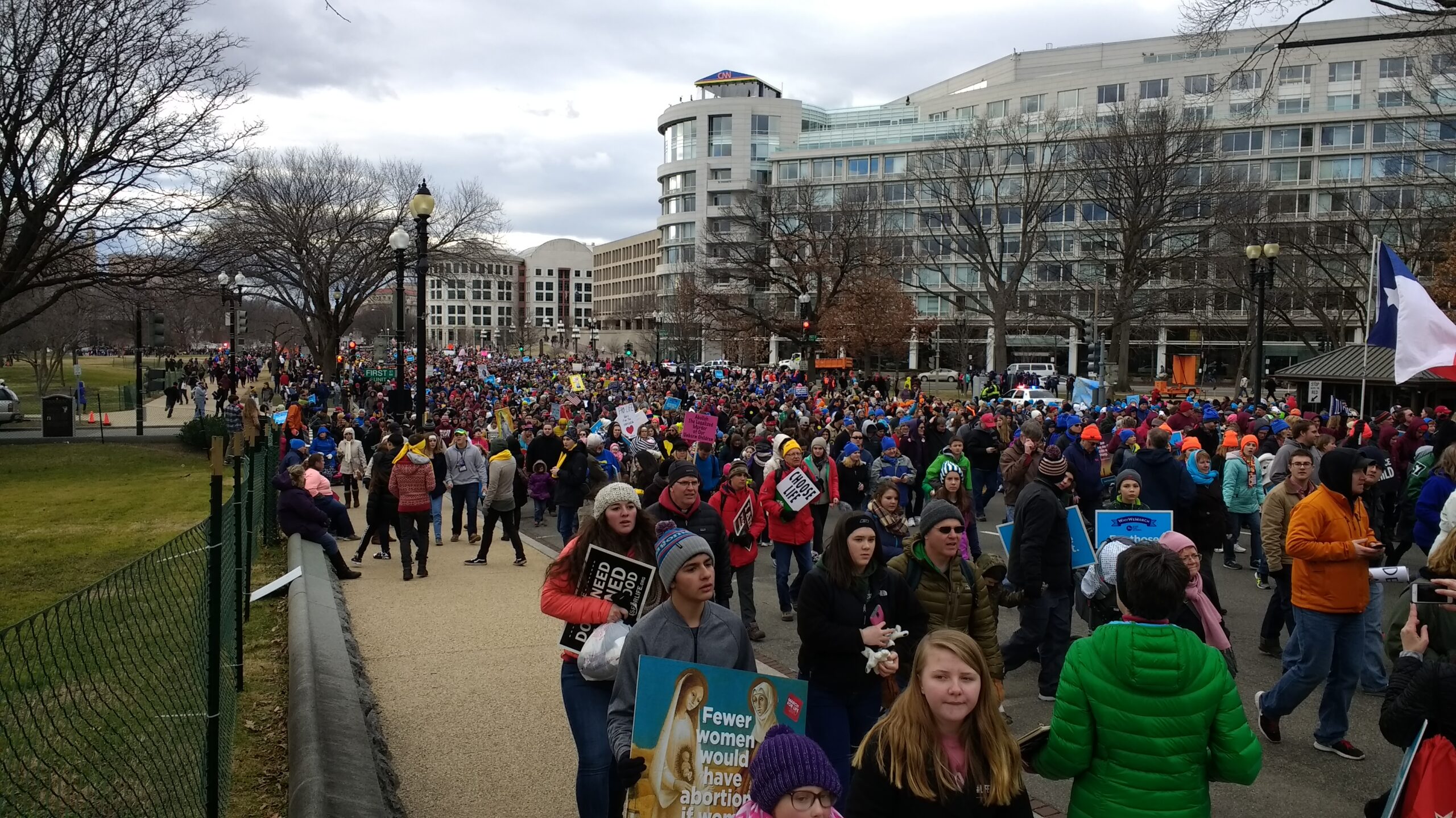 Poll: Americans favor Roe decision