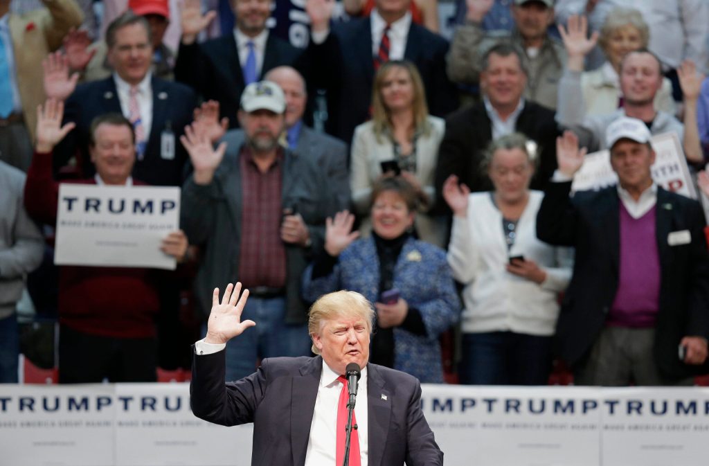 Trump again asks people to pledge their support to him