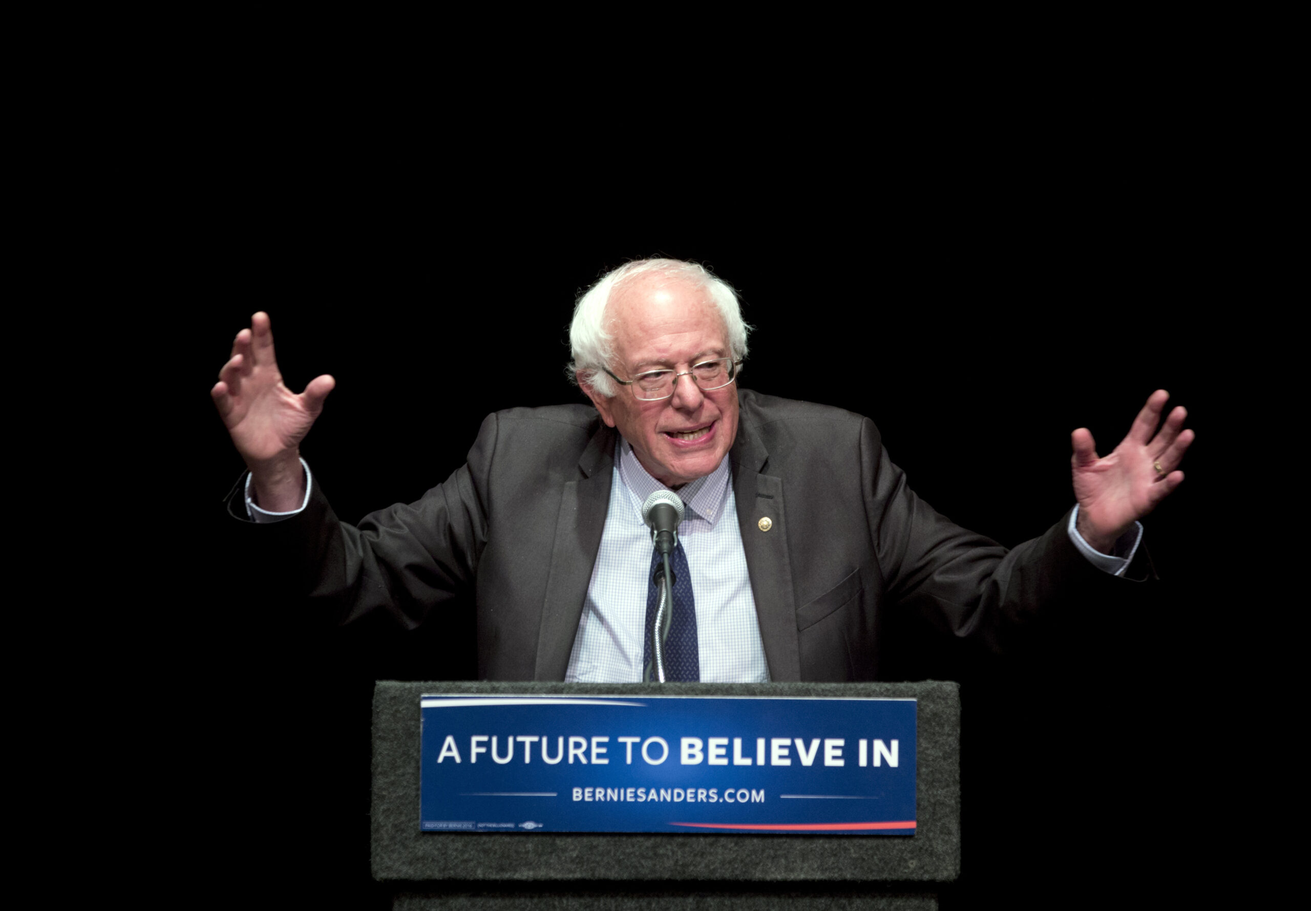Sanders: After Brexit, Democrats need to ‘wake up’