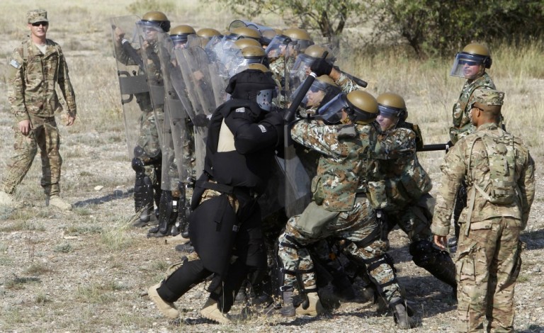 Two members of the House Armed Service Committee are planning to introduce legislation Thursday that could add up to 370,000 soldiers back to the Army's end strength, according to reports. (AP Photo)
