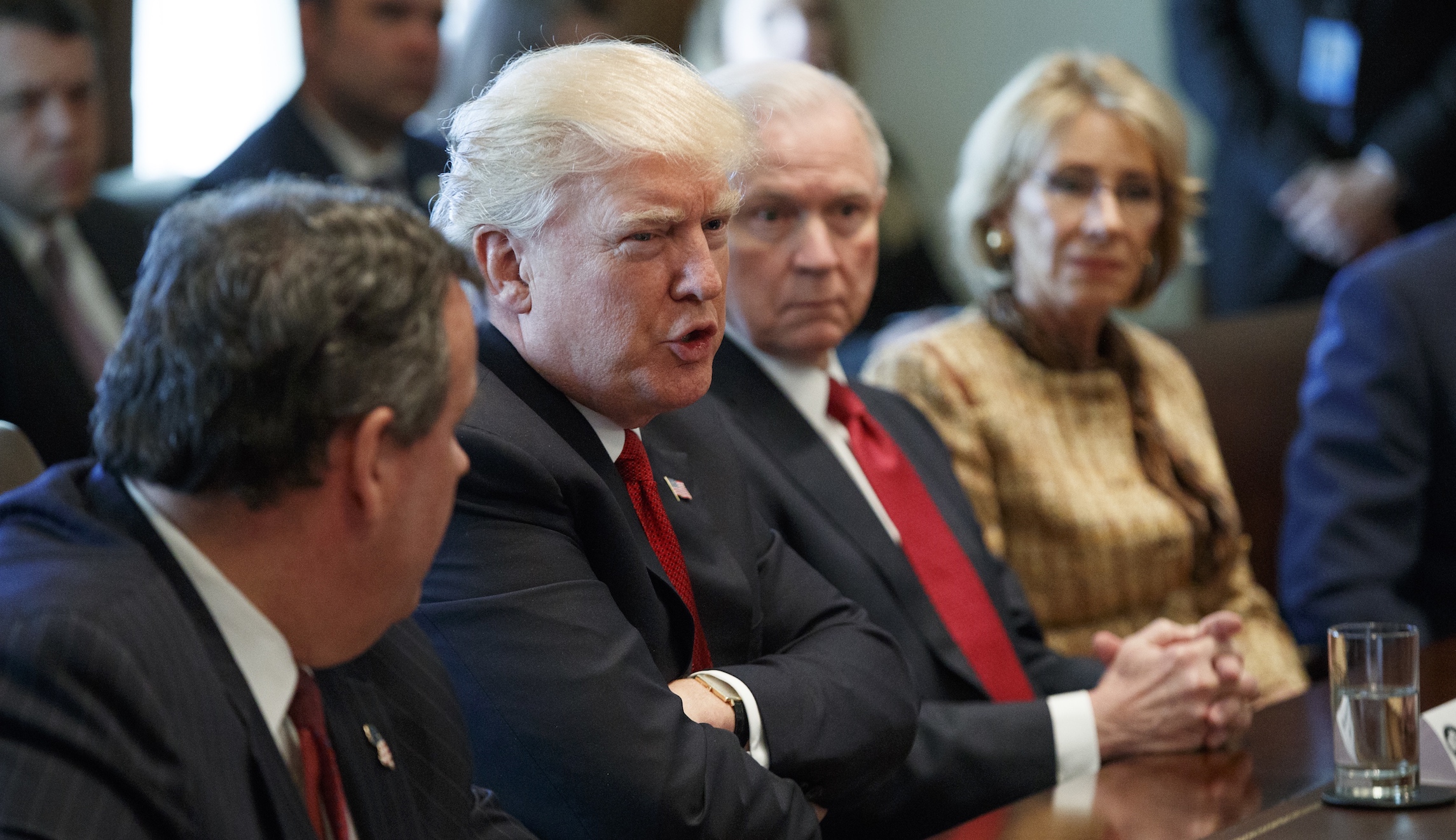 White House to convene opioid summit Thursday