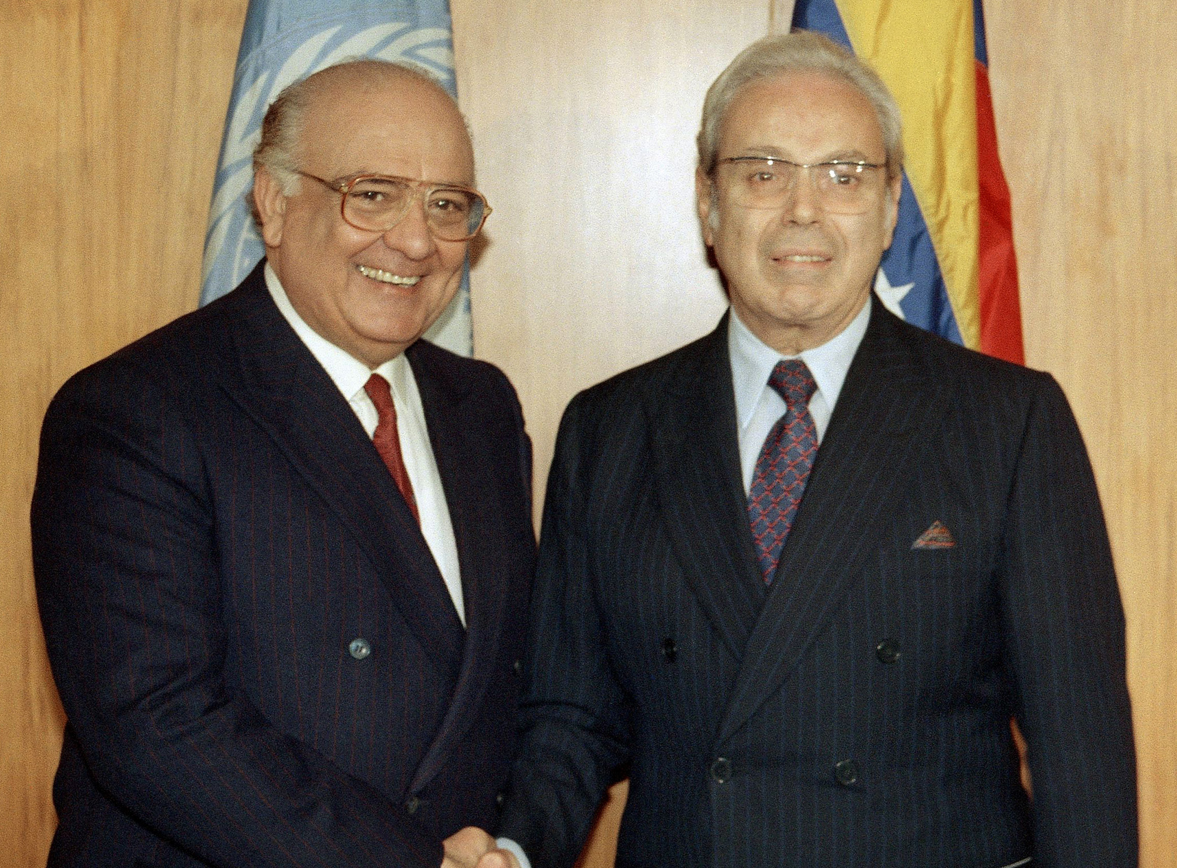 Ex-Venezuela President Lusinchi dies at 89