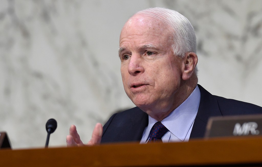 McCain sends a warning to Trump: Don’t trust Putin