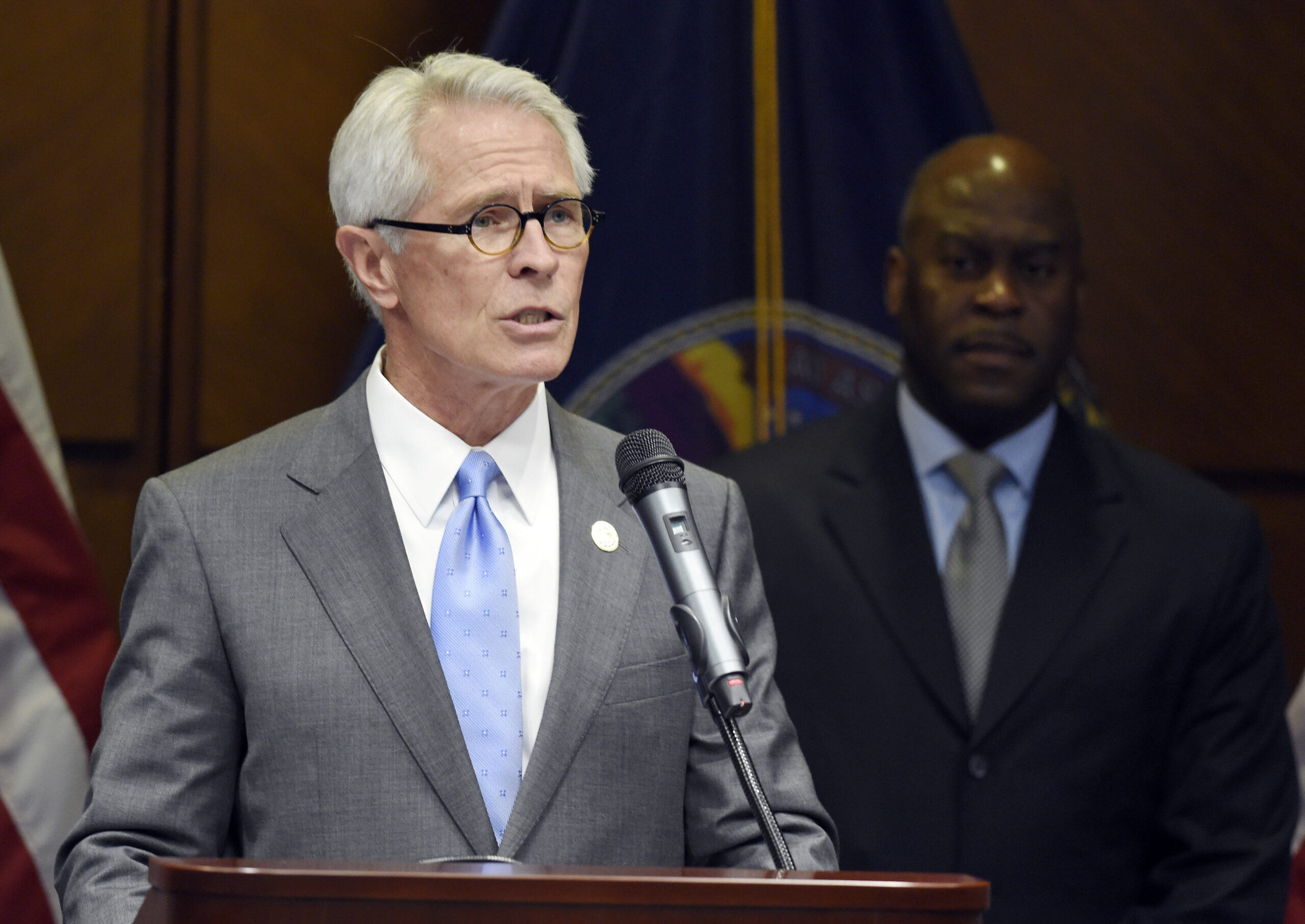 Islamic State-inspired Kansas man arrested in bomb plot on Army base