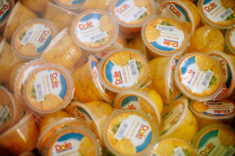 A top Democrat wants Dole to close a plant in Ohio linked to a Listeria outbreak. (Ross Mantle/ AP Images for Dole)