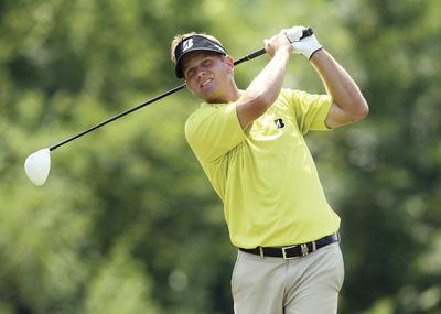 Former Navy player Hurley taking a shot at PGA Tour