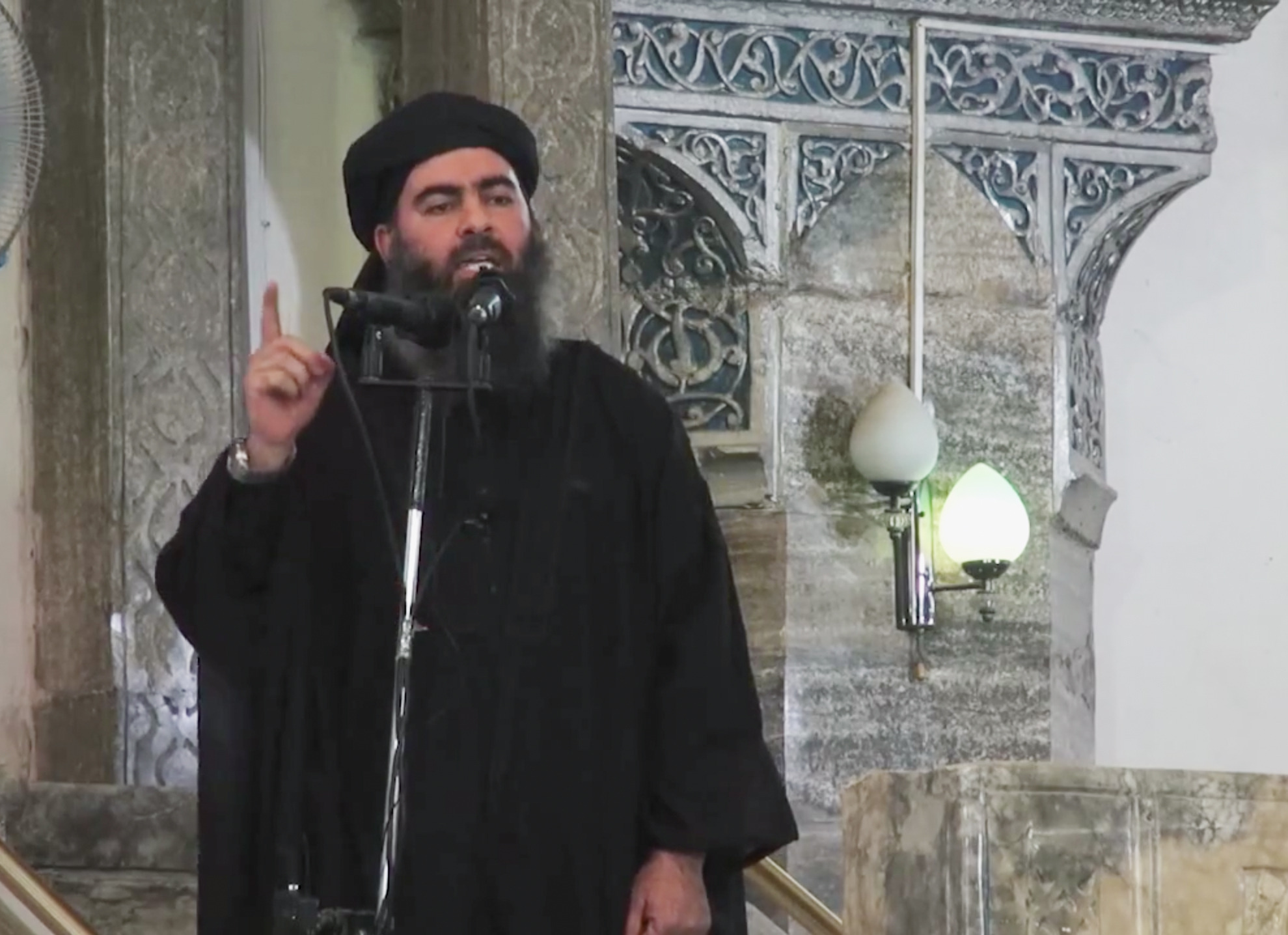 Video purportedly shows extremist leader in Iraq