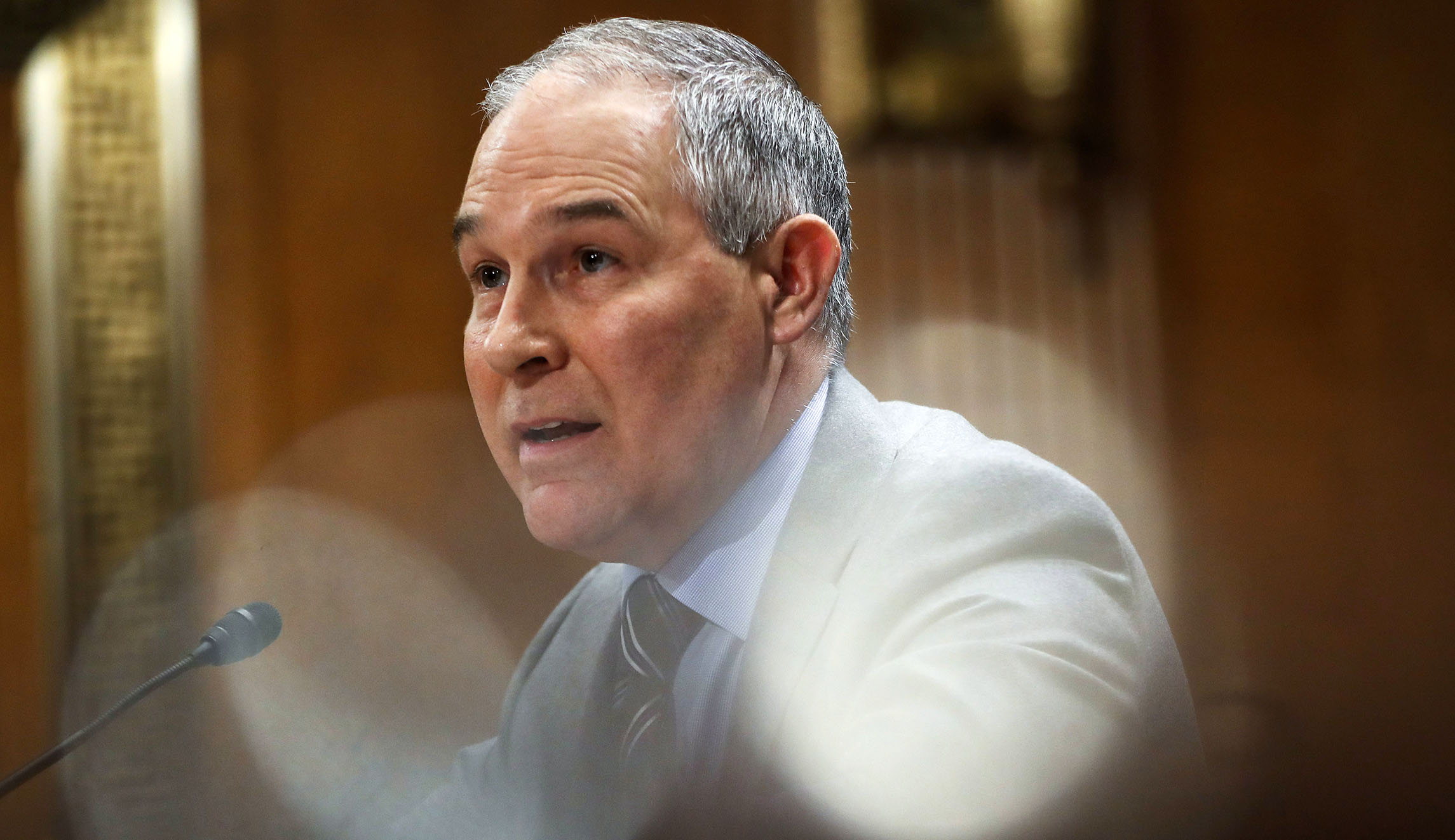 Pruitt asks Cabinet to help him with ‘war on lead’ in drinking water