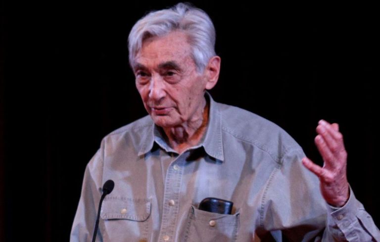 Prufrock: Howard Zinn’s Monolithic History, Guy Davenport’s Chairman Mao, and a Flannery O’Connor Reading List