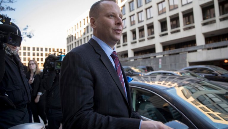 Former Donald Trump campaign aide Sam Nunberg said investigators from Mueller's team to whom he spoke on Friday in Washington did not ask him anything objectionable, nor did he refuse to answer any of their queries. (AP Photo/J. Scott Applewhite)