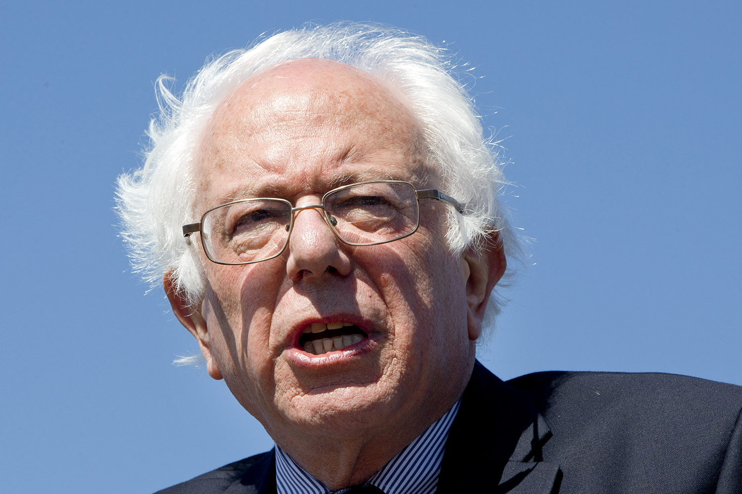 Sanders: With all due respect, Trump is a ‘fraud’