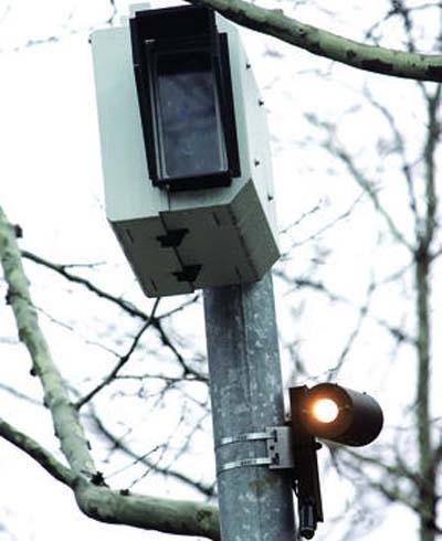 Police warn of red light camera scams