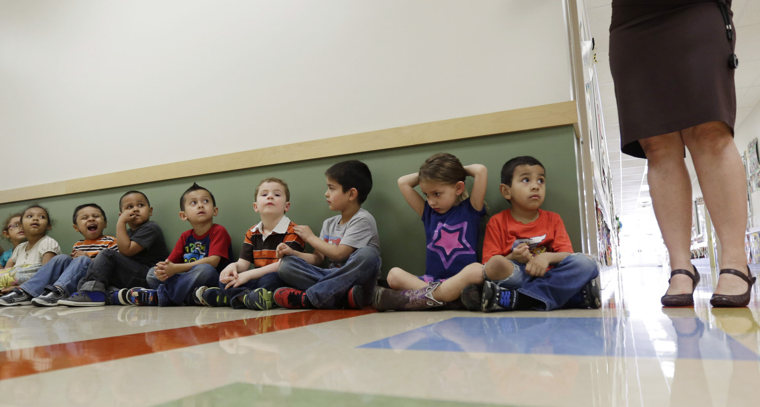 Shaky coalition pushes for No Child Left Behind replacement