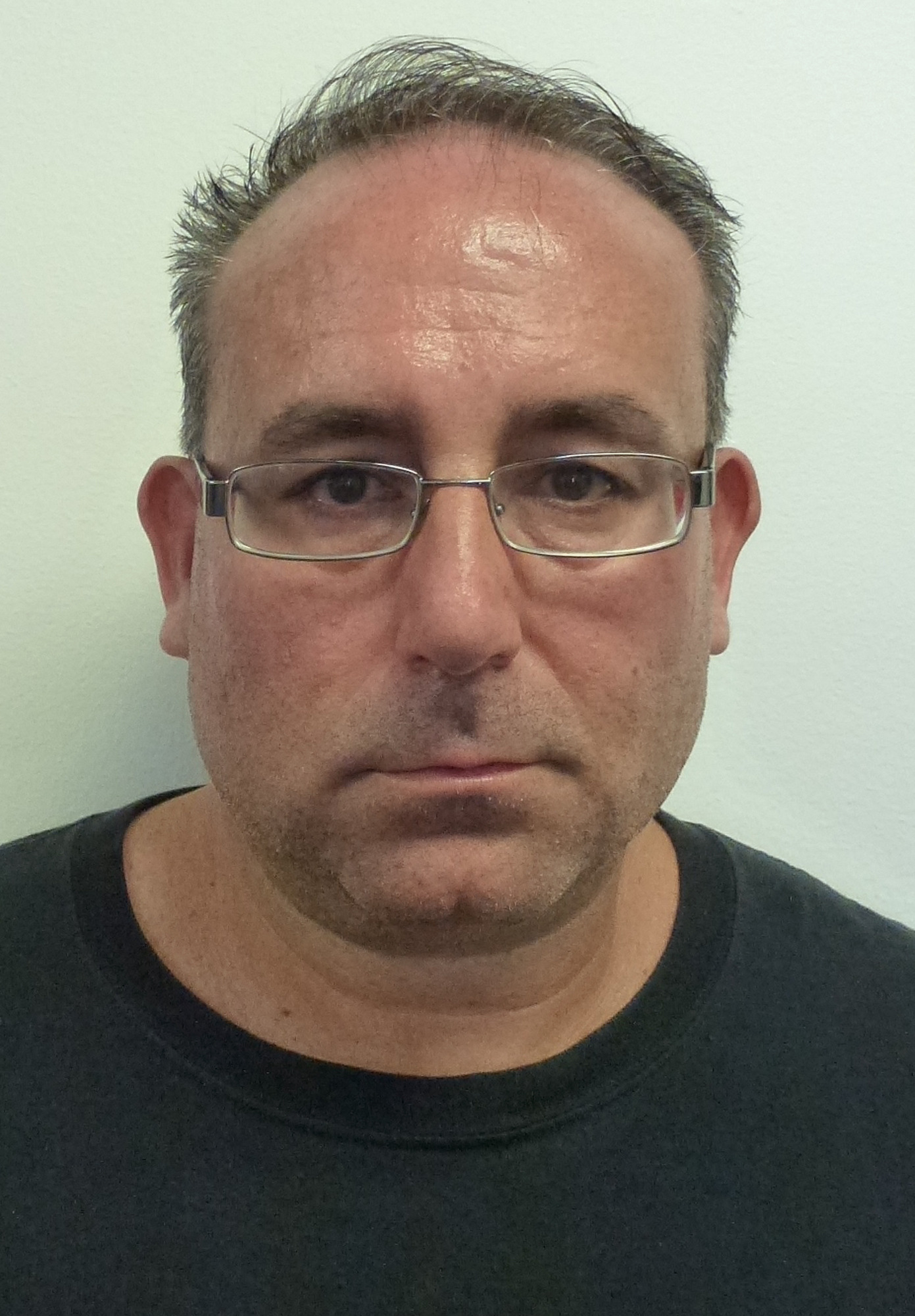 Hospital pharmacist charged in theft of 200K pills
