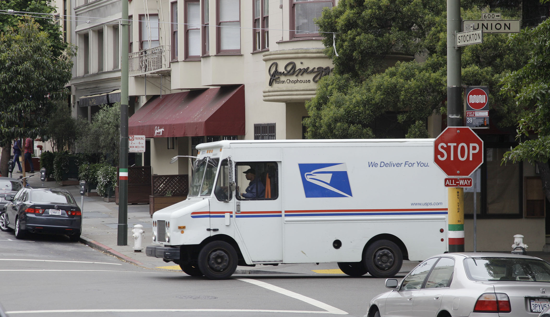 End the Post Office’s monopoly and special privileges
