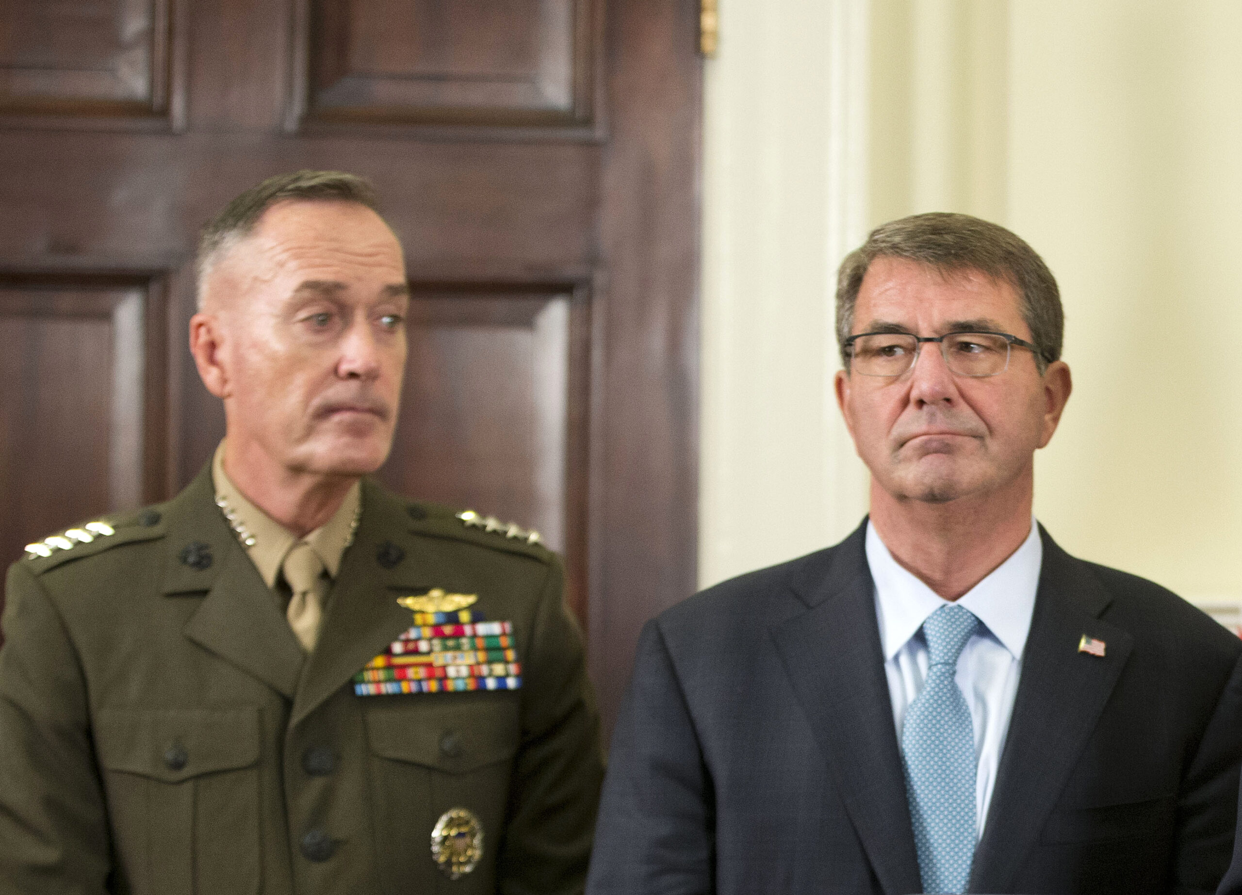 Lawmakers summon Pentagon leaders on Islamic State strategy