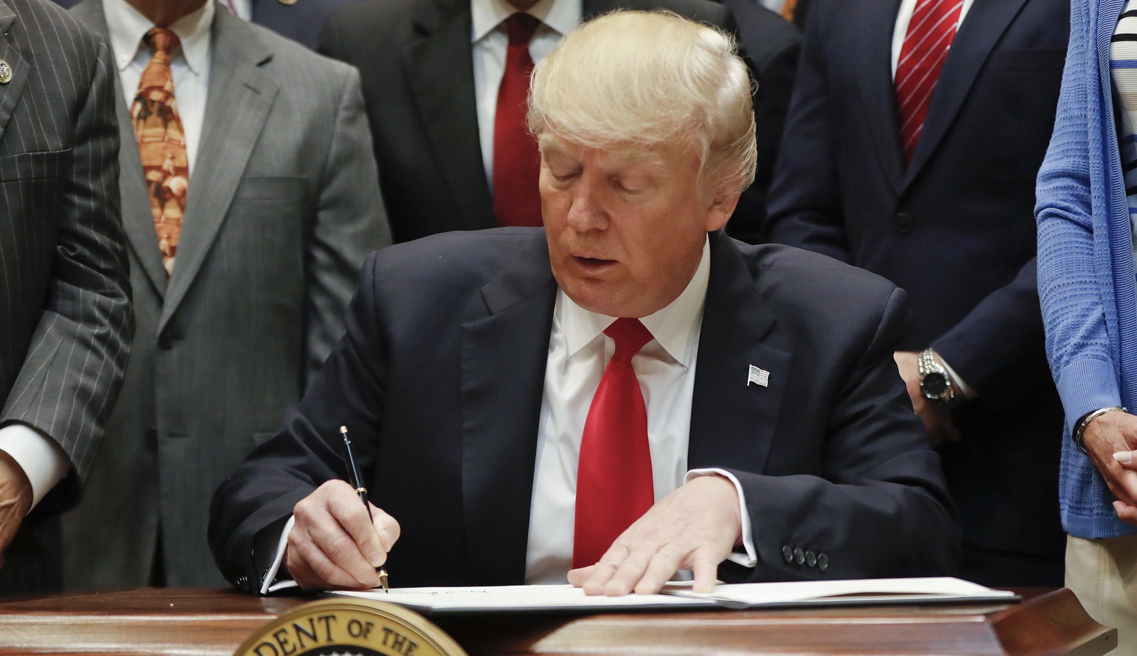 White House says Trump has signed omnibus spending bill