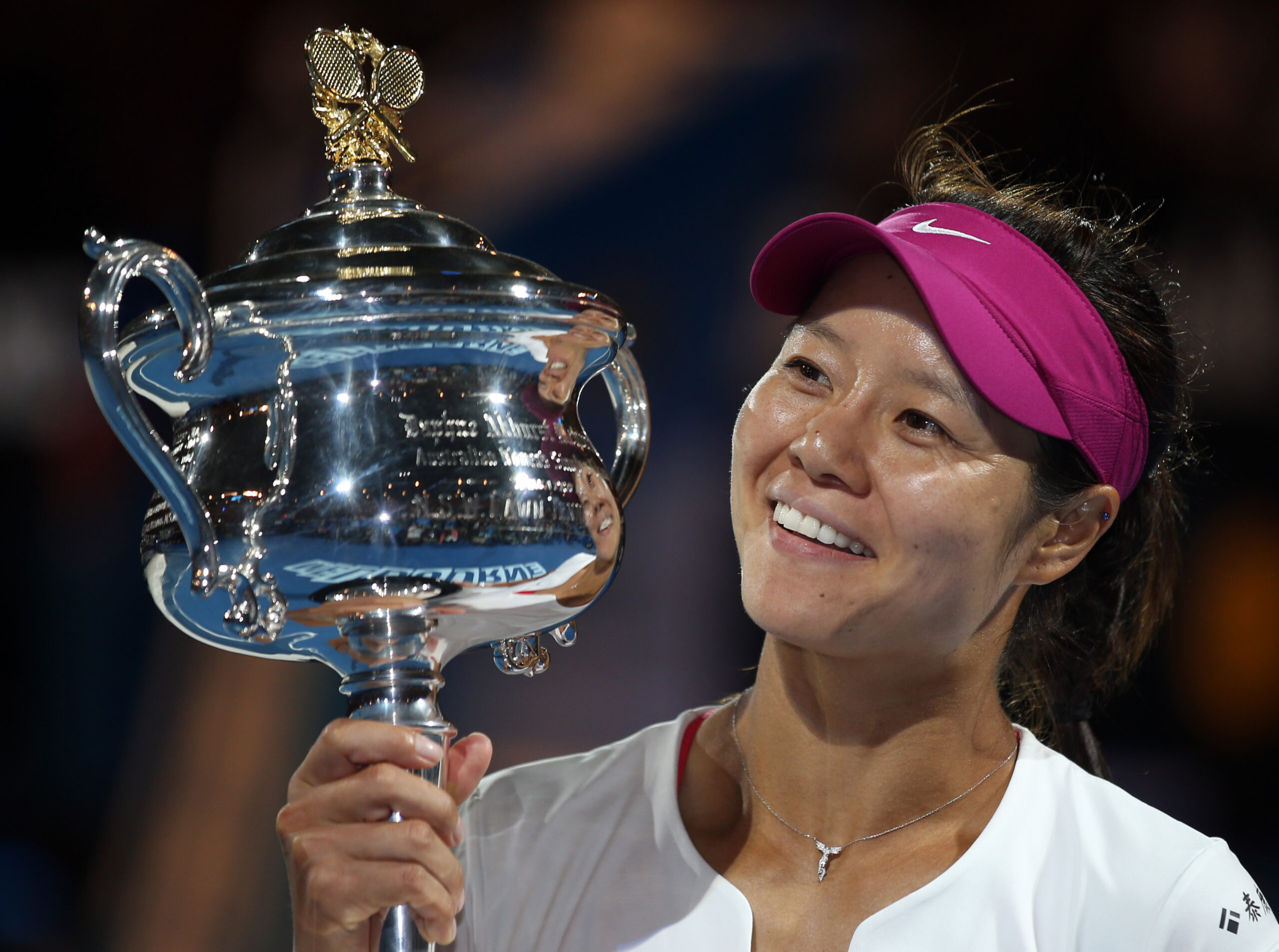 2-time Grand Slam winner Li Na retires from tour