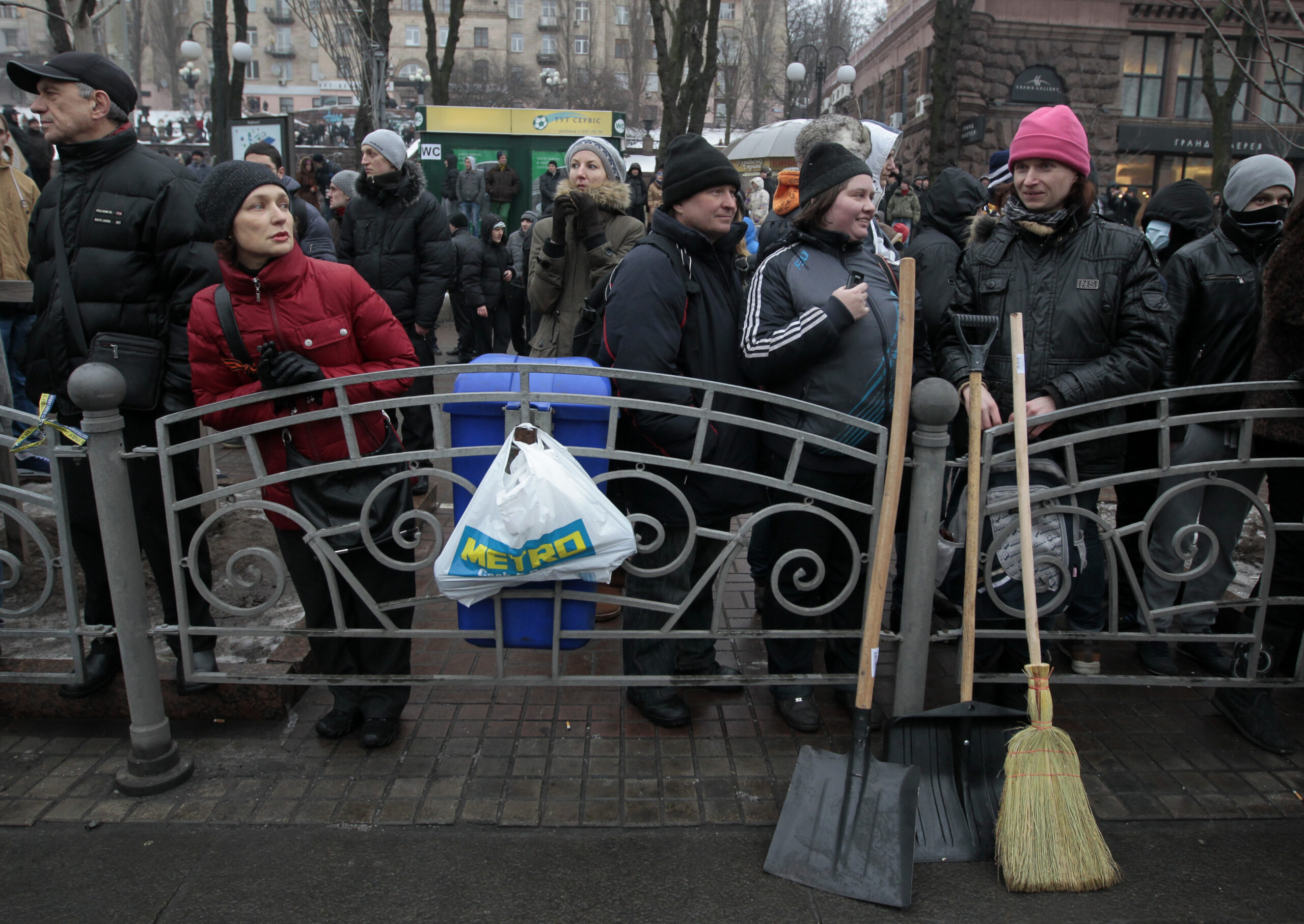 Kiev warns of terrorism threat amid protests