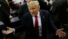 Trump jokes about being a star while mocking low Oscars ratings