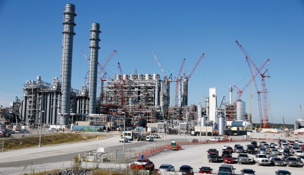 Clean coal power plant ordered to run on natural gas