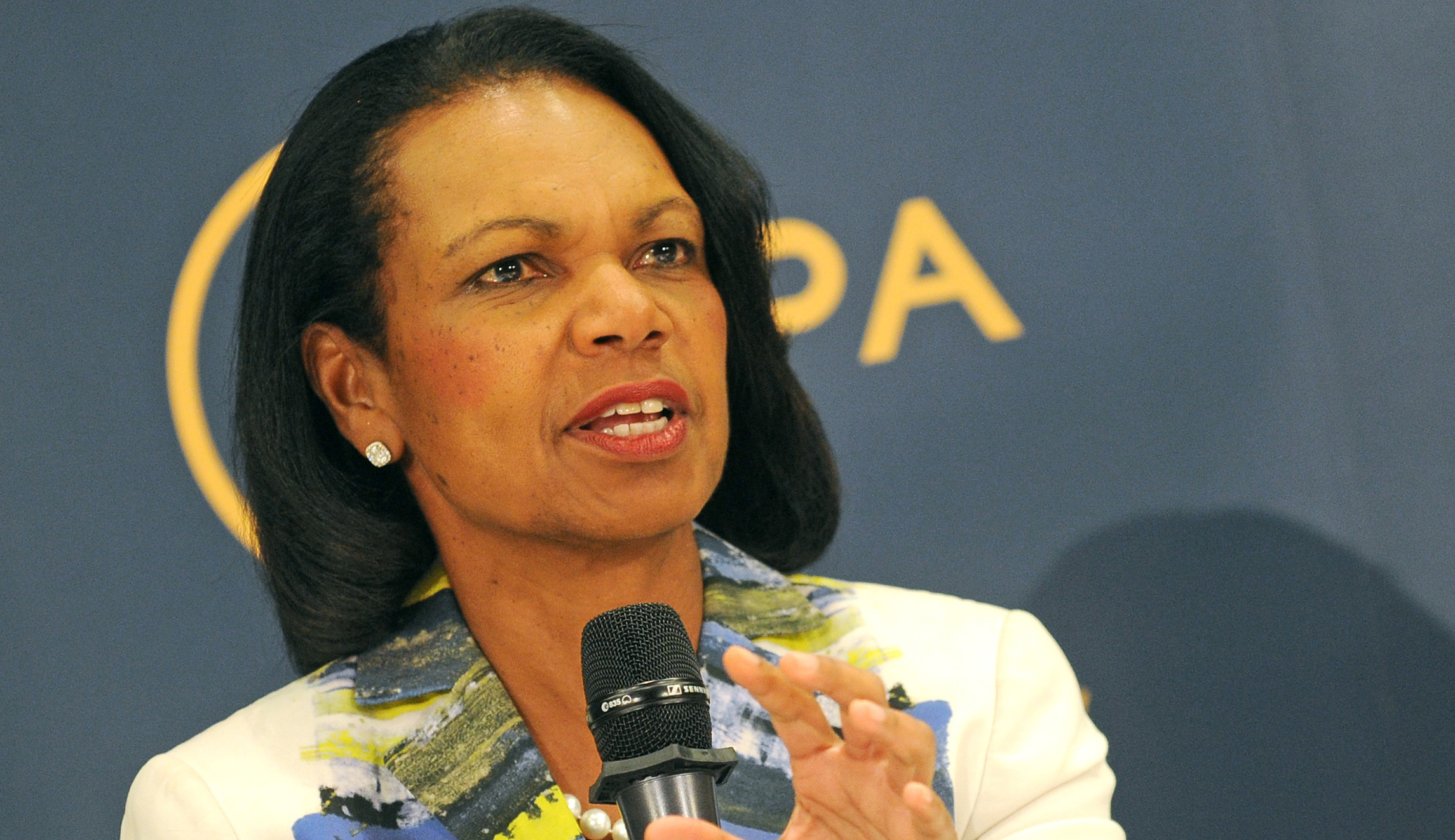 Condoleezza Rice to Trump: ‘Unpredictable is OK,’ but ‘watch your rhetoric’
