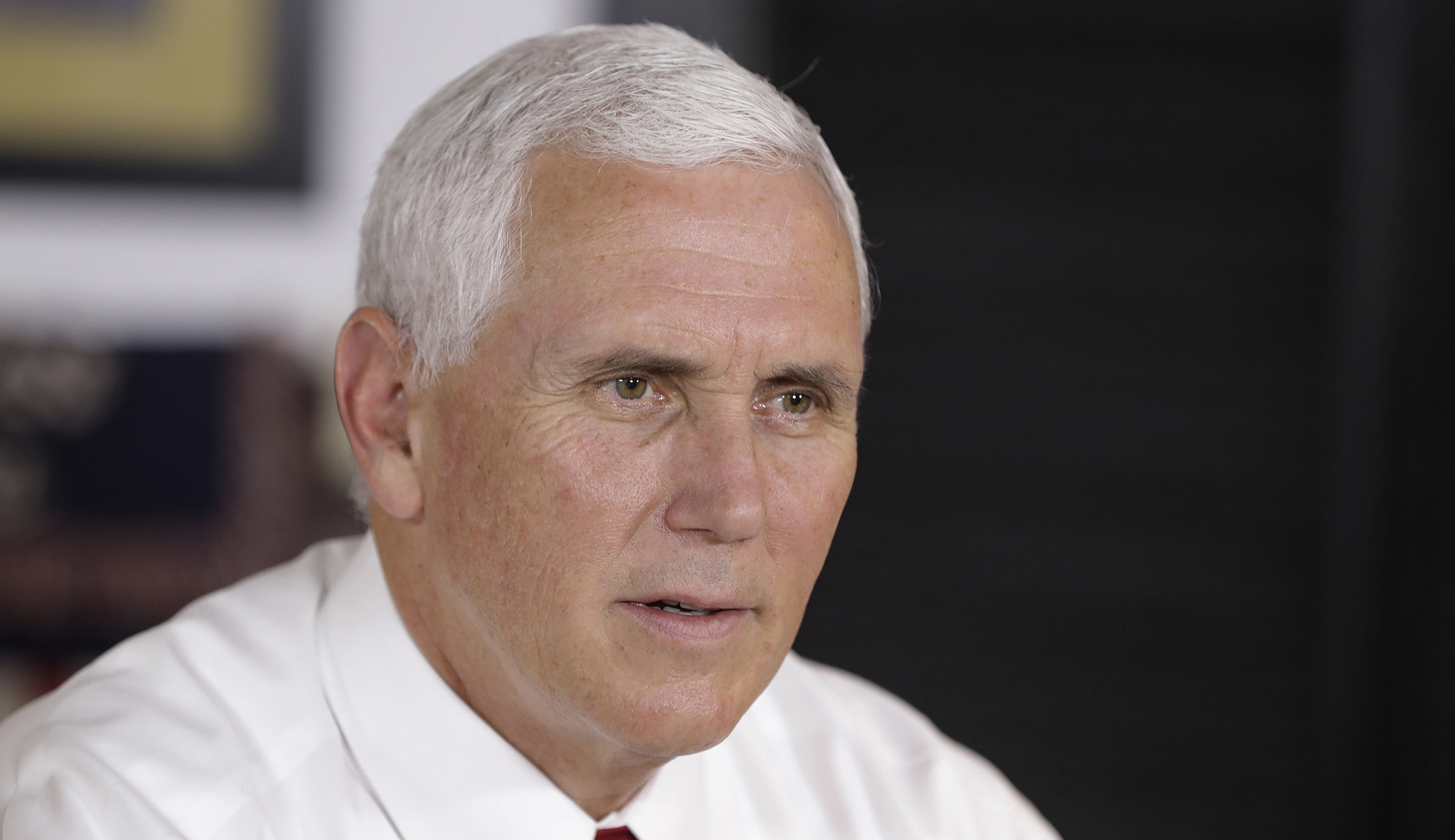 Mike Pence’s Christmas neighbors in Colorado hang ‘Make America Gay Again’ banner
