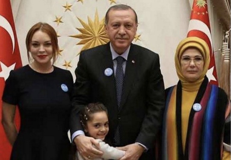 Actress Lindsay Lohan met with Turkish President Recep Tayyip Erdogan to discuss Syrian refugees who have fled north to his country. (From Instagram, @lindsaylohan)